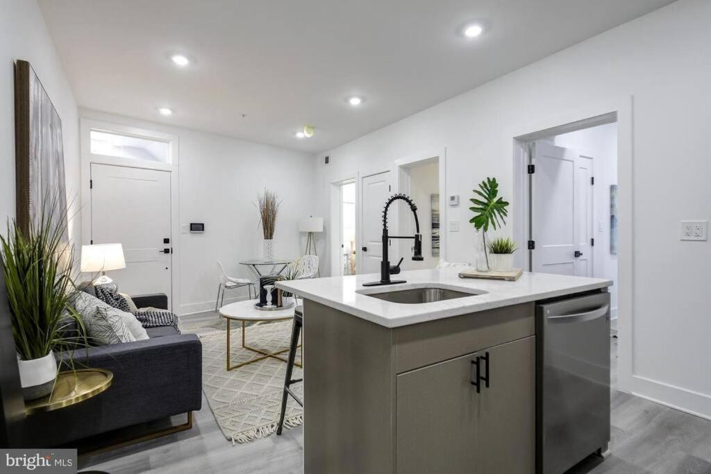 Brandnew Luxury Capitol Hill Apt! Near Free Trolly Washington Extérieur photo